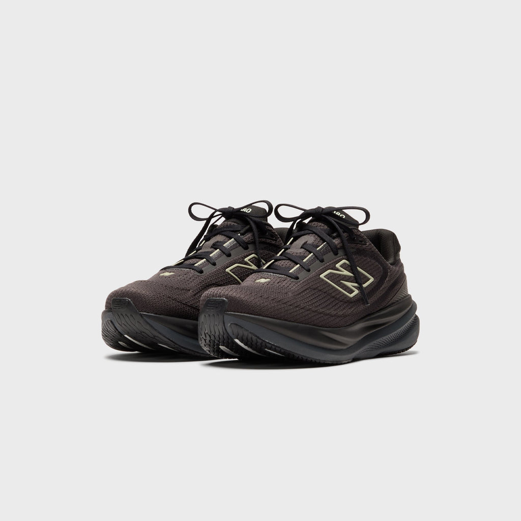 New Balance 1080v15 - Black / Faded Black / Olivine