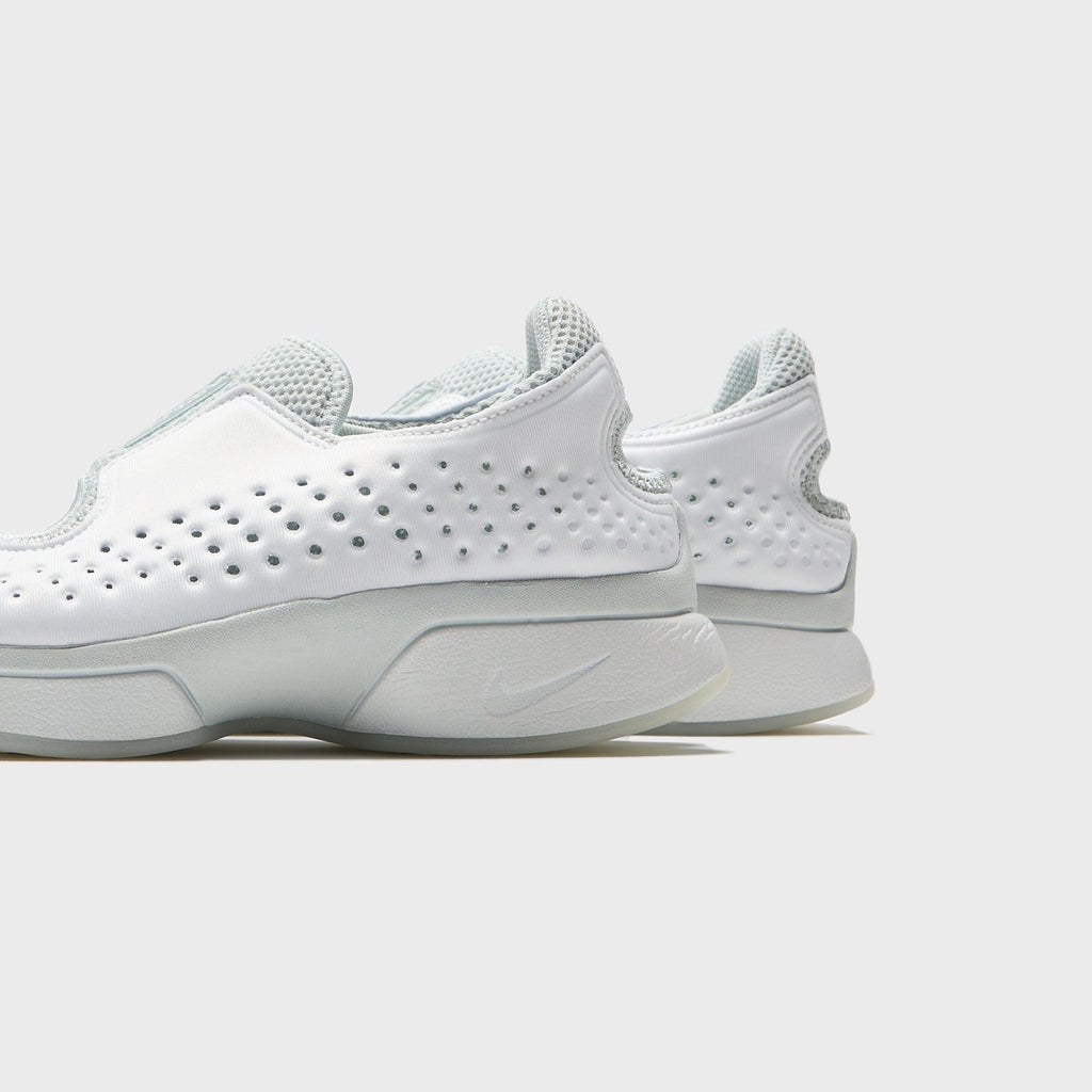 Nike WMNS Rift 2 - Summit White / Swan