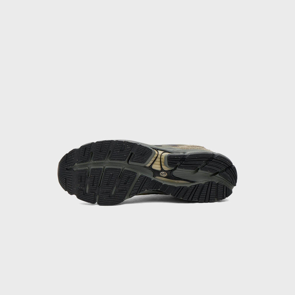 New Balance x Stone Island ABZORB 1890 - Deep Forest / Olive Green