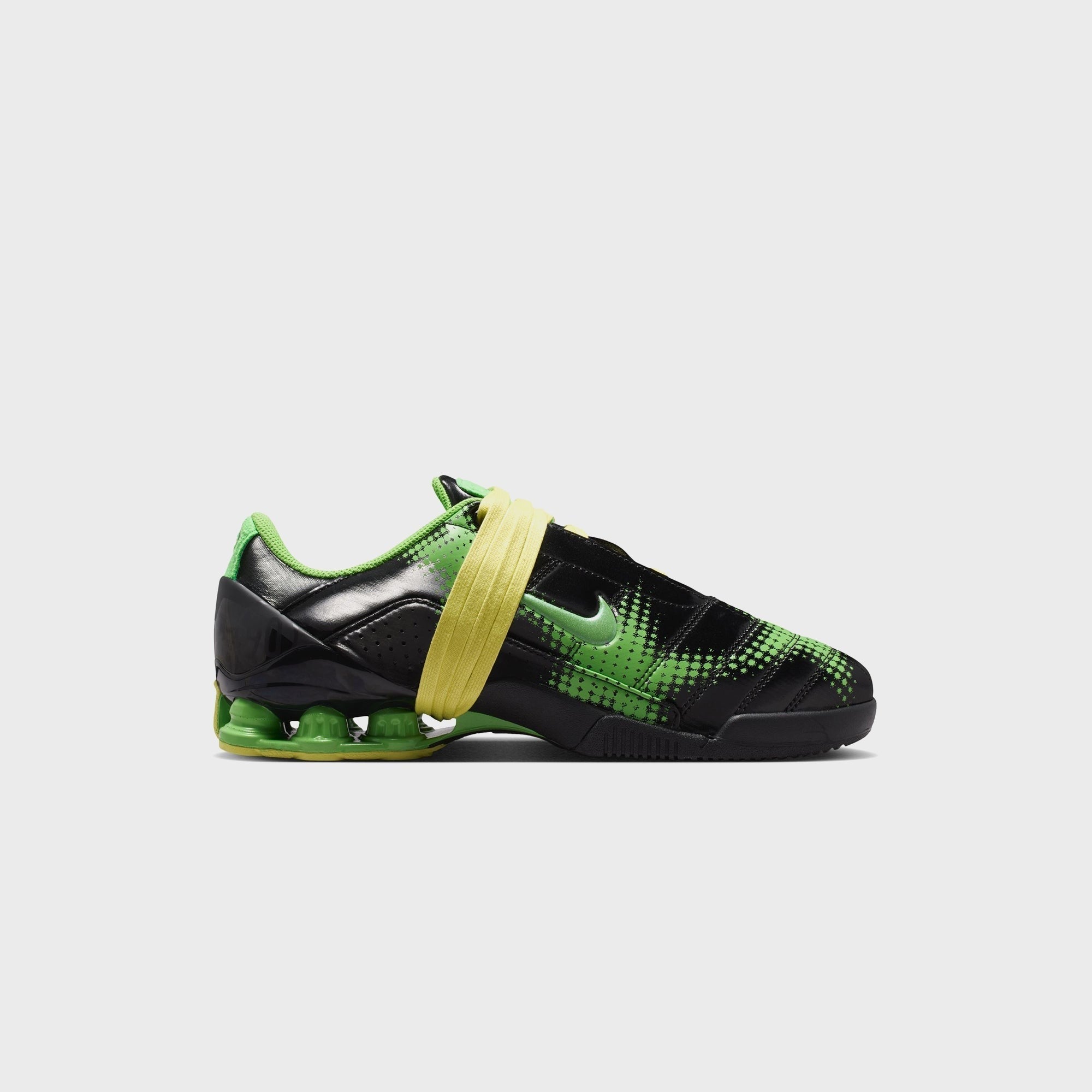 Nike WMNS Total 90 Shox Magia - Black / Yellow Diamond