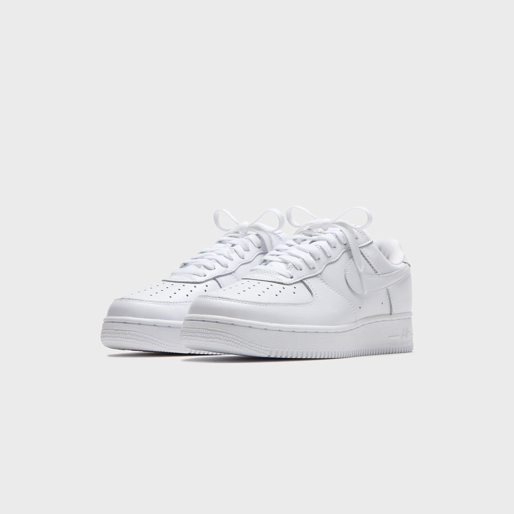 Nike Air Force 1 Low '01 "Triple White" - White