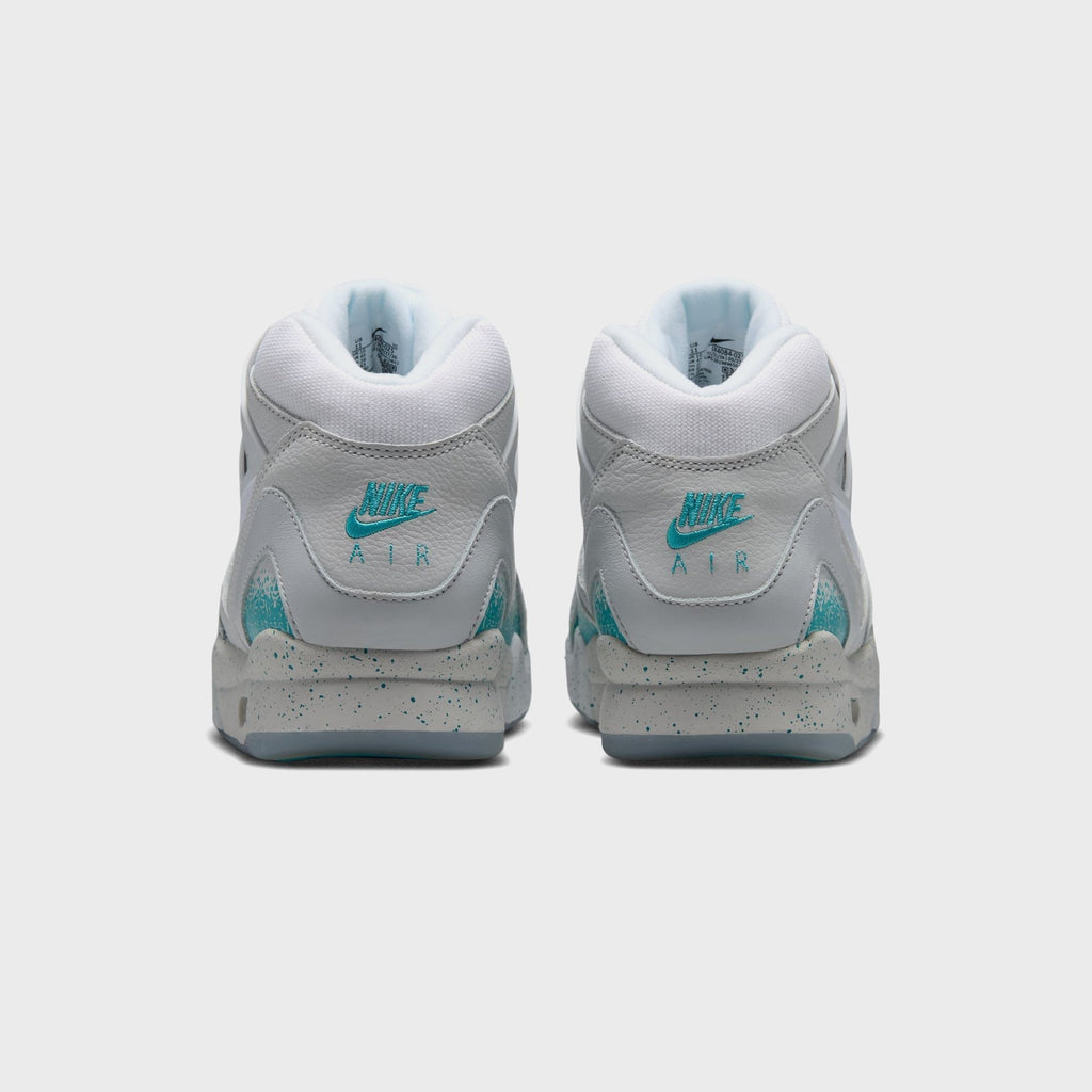 Nike Air Tech Challenge II - Photon Dust / White / Dusty Cactus / Picante Red / Sundial / Blue Tint