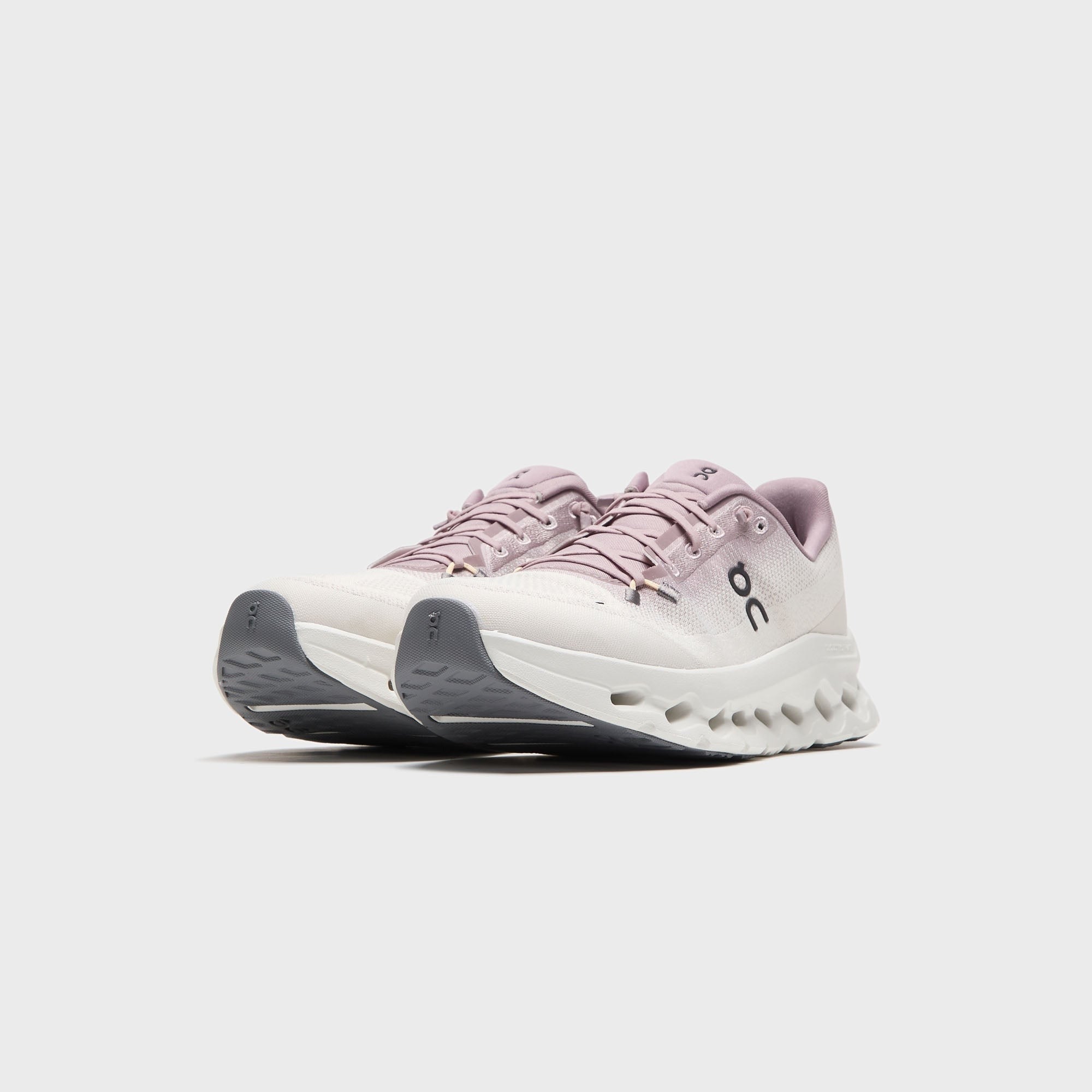 On Running WMNS Cloudtilt - Heron / Dew