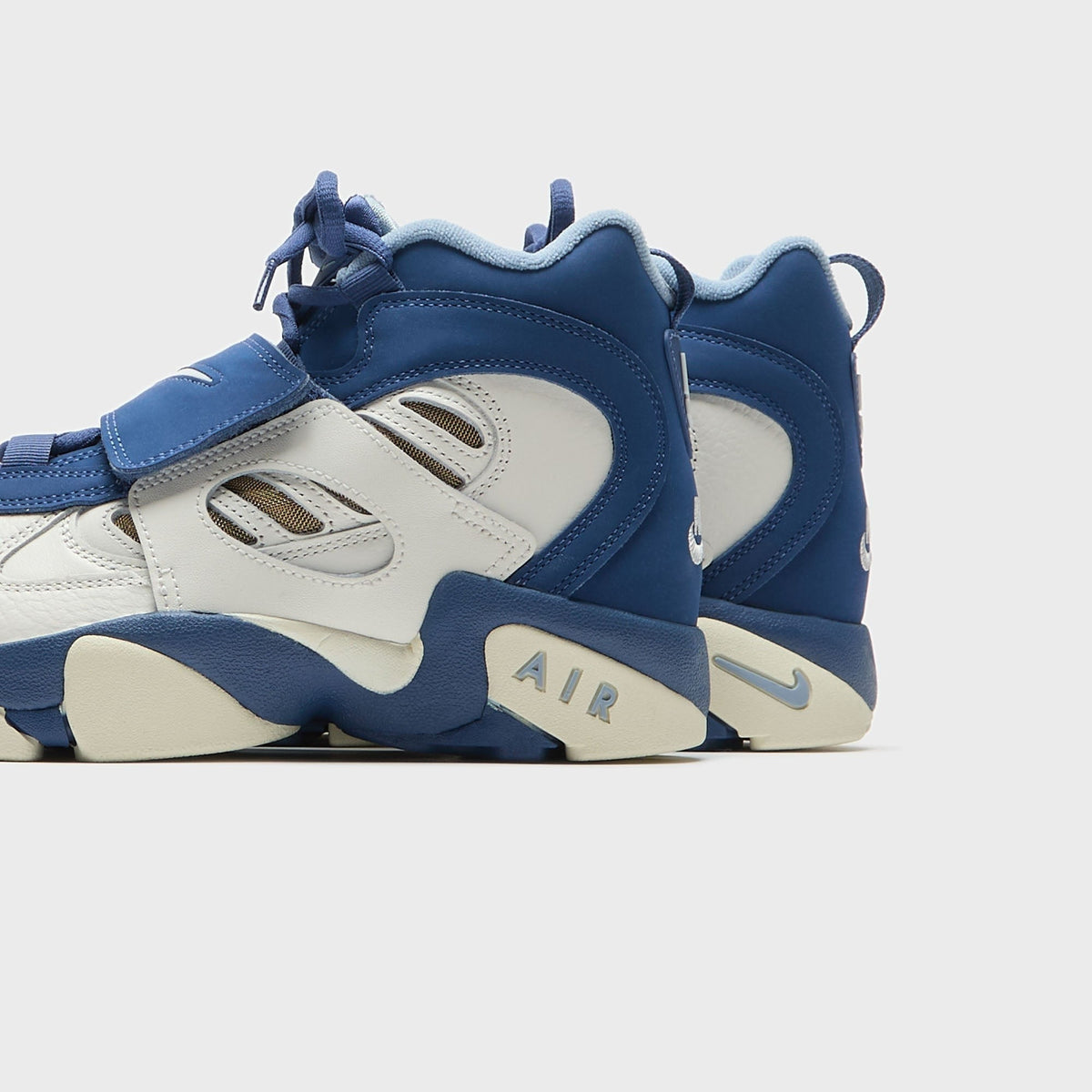 Nike Air Diamond Turf II - Sail / Blue Grey