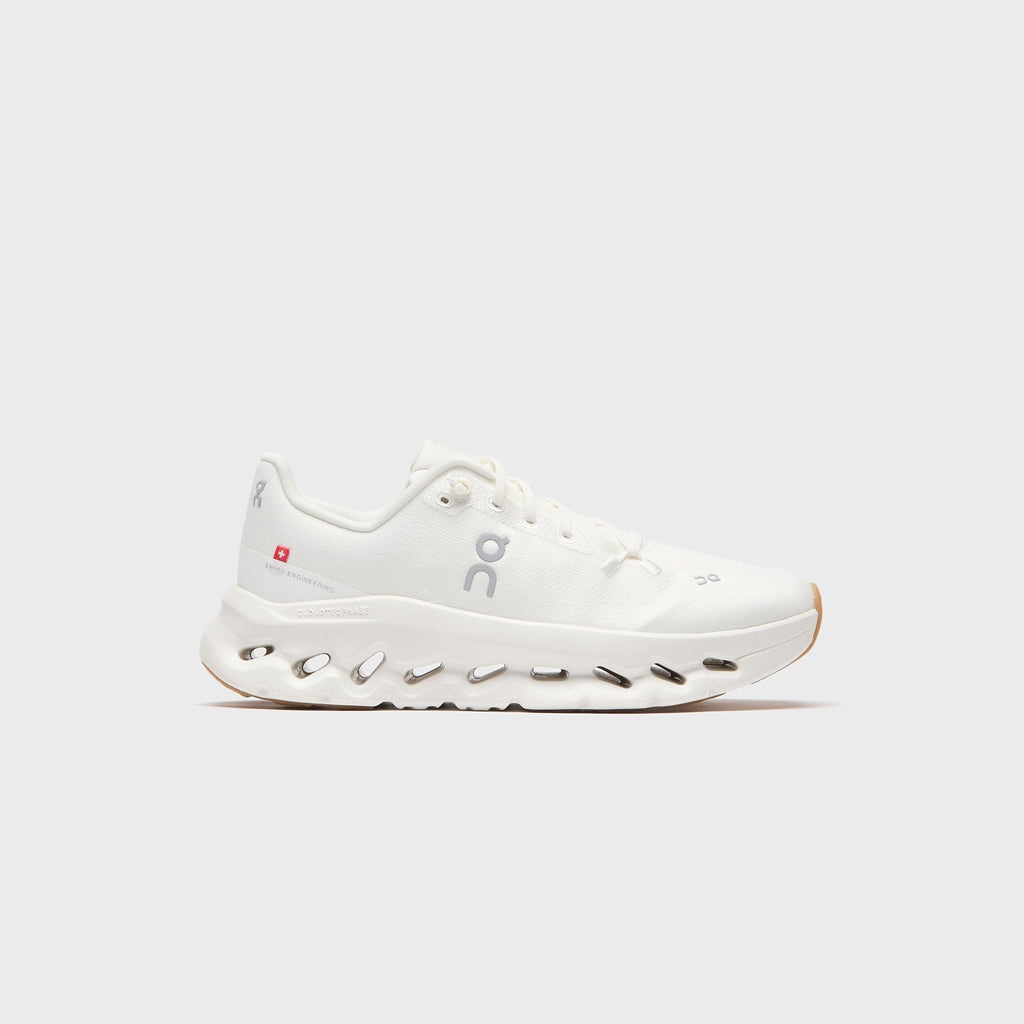 On Running WMNS Cloudtilt - White / Ivory