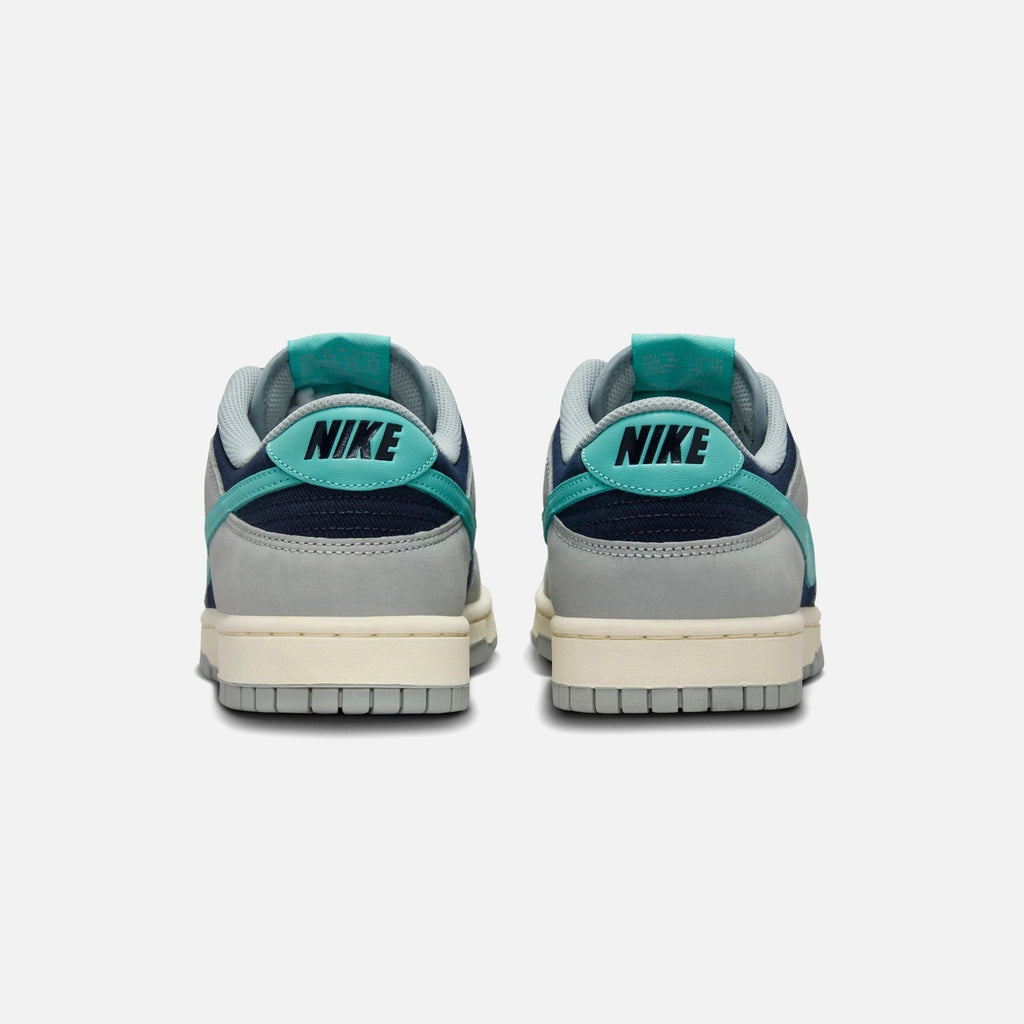 Nike Dunk Low Retro Premium - Light Pumice / Green Frost / Dark Obsidian