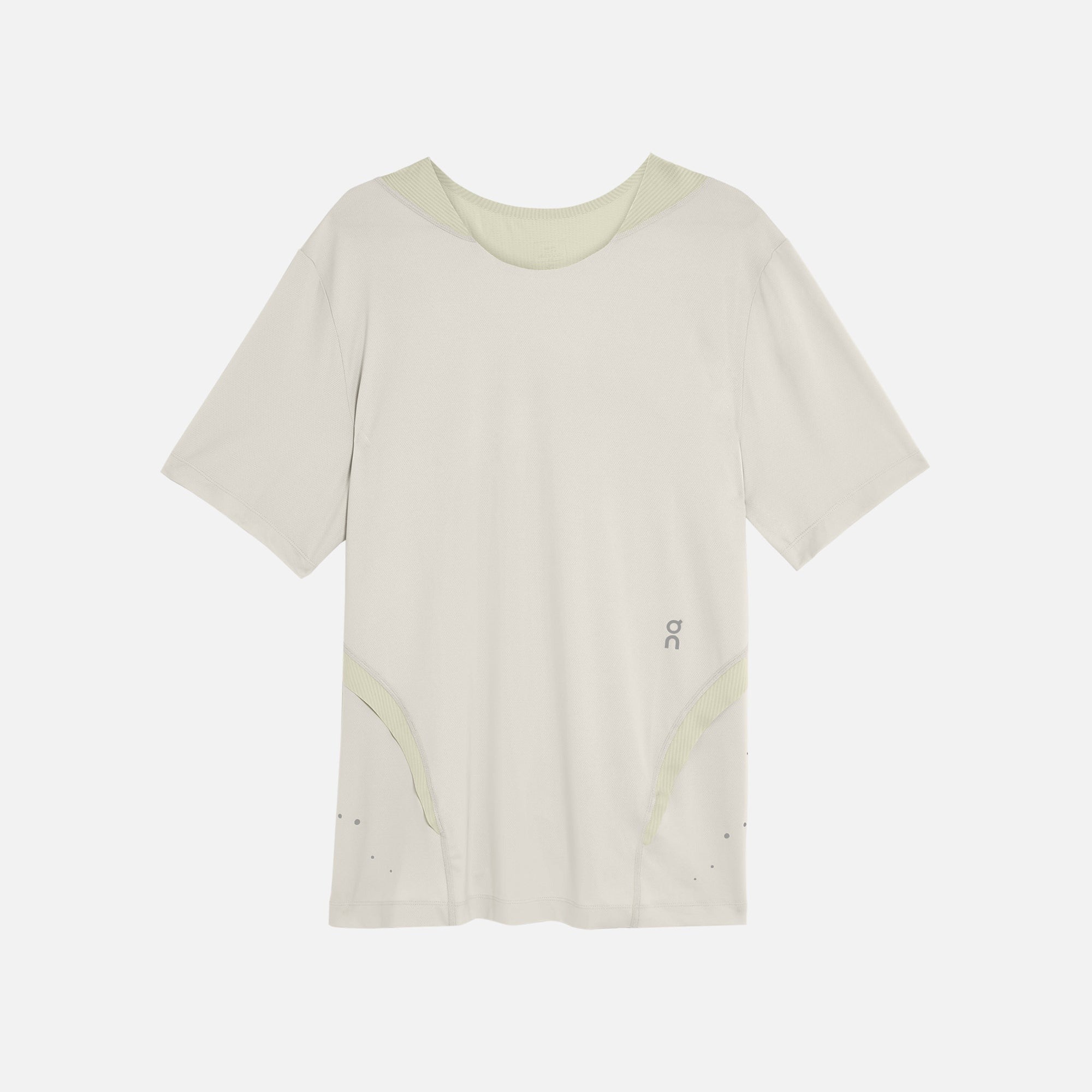 On Running for Post Archive Faction Performance Tee - Moondust Chalk
