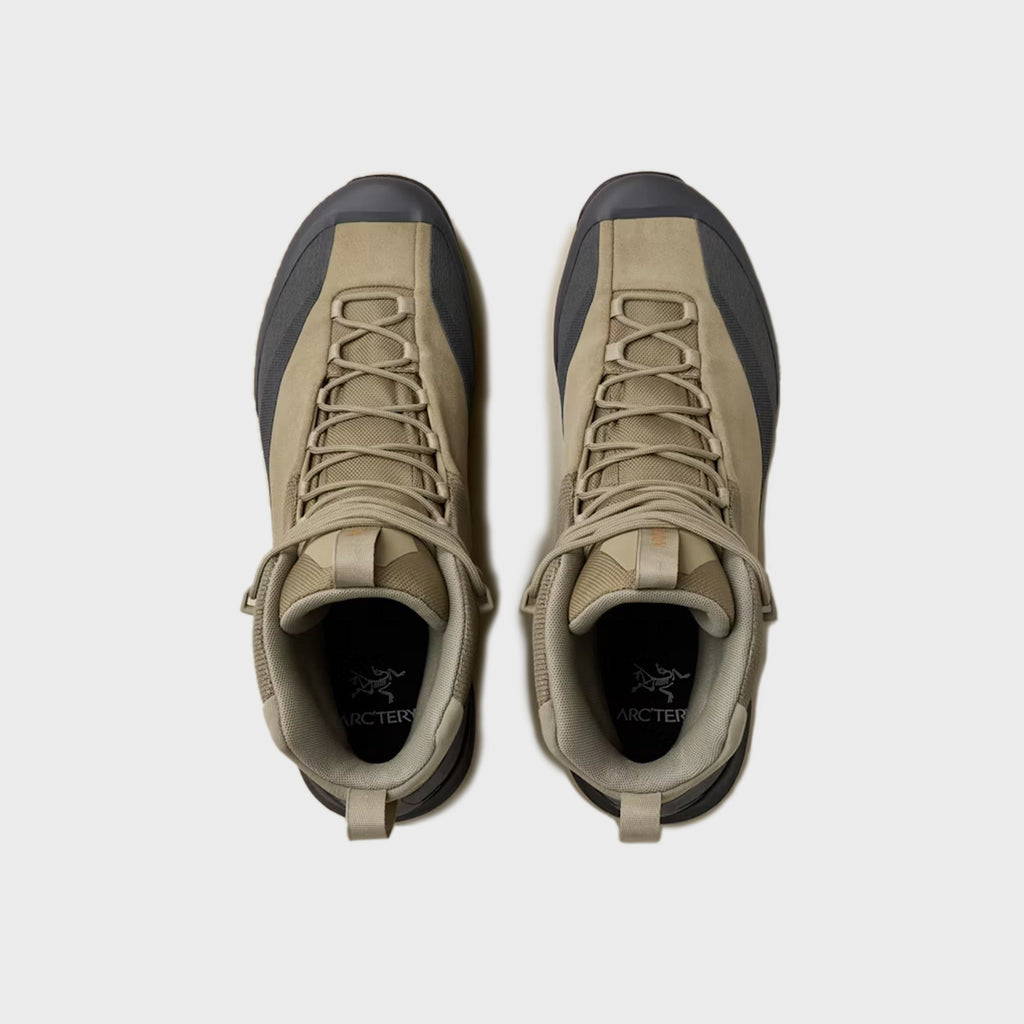 Arc'teryx Konseal Trek Boot - Mid Bracken / Graphite
