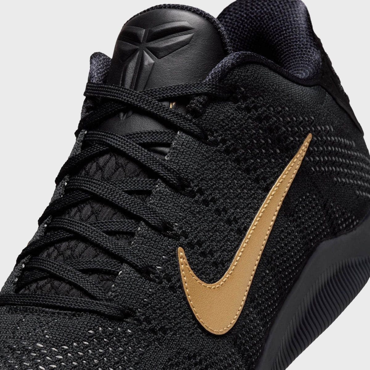 Nike Kobe 11 Elite Protro - Black / Metallic Gold