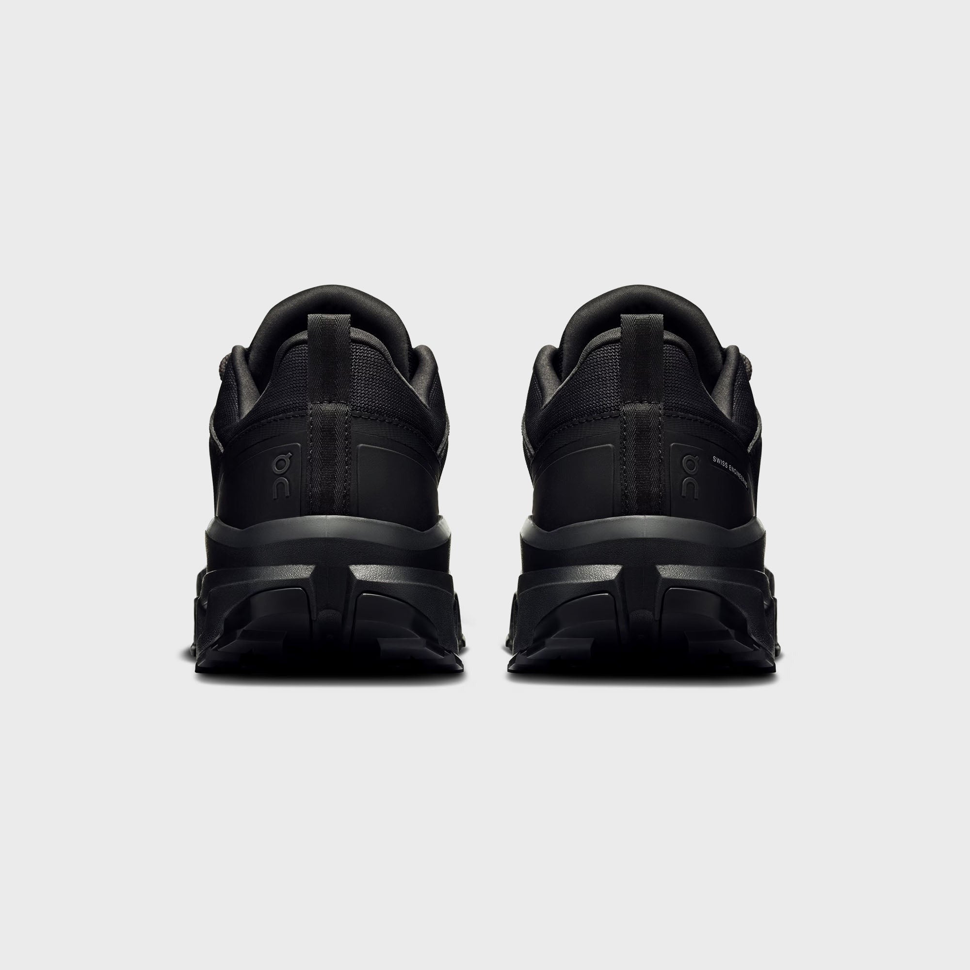 On Running Cloudrock Low Waterproof - Black