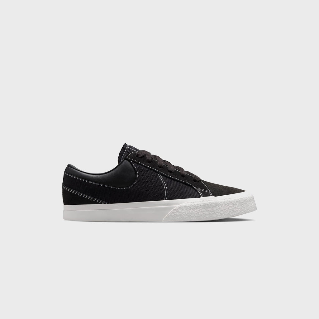 Nike Blazy - Black / Sail / White