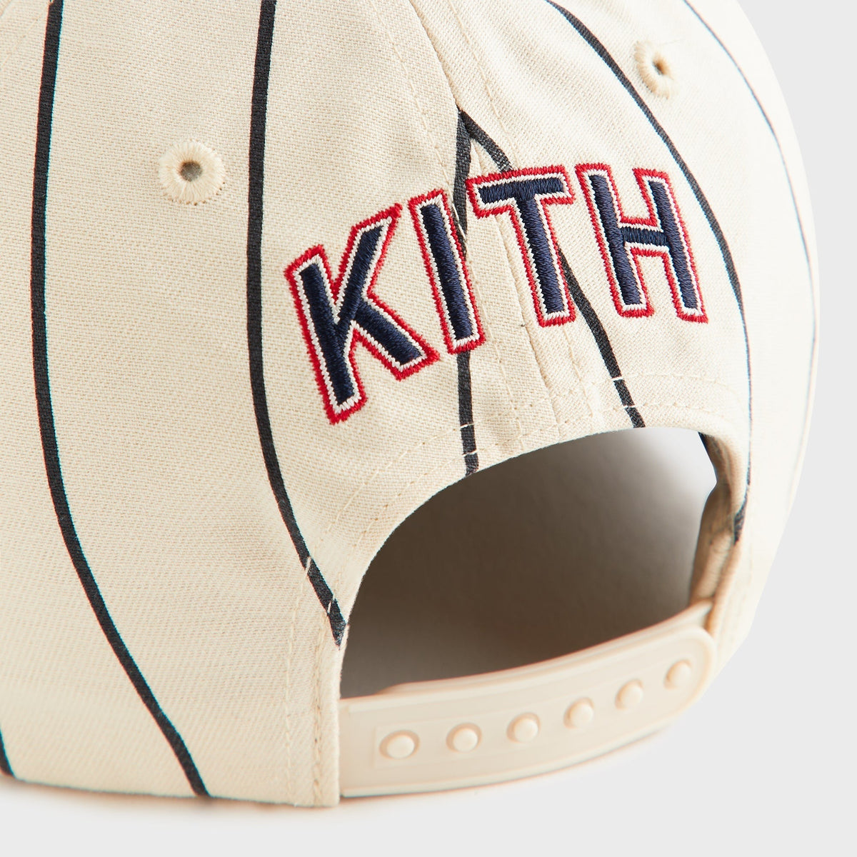 Kith Kids & '47 for the New York Yankees Pinstripe Snapback Classic Cap - Silk