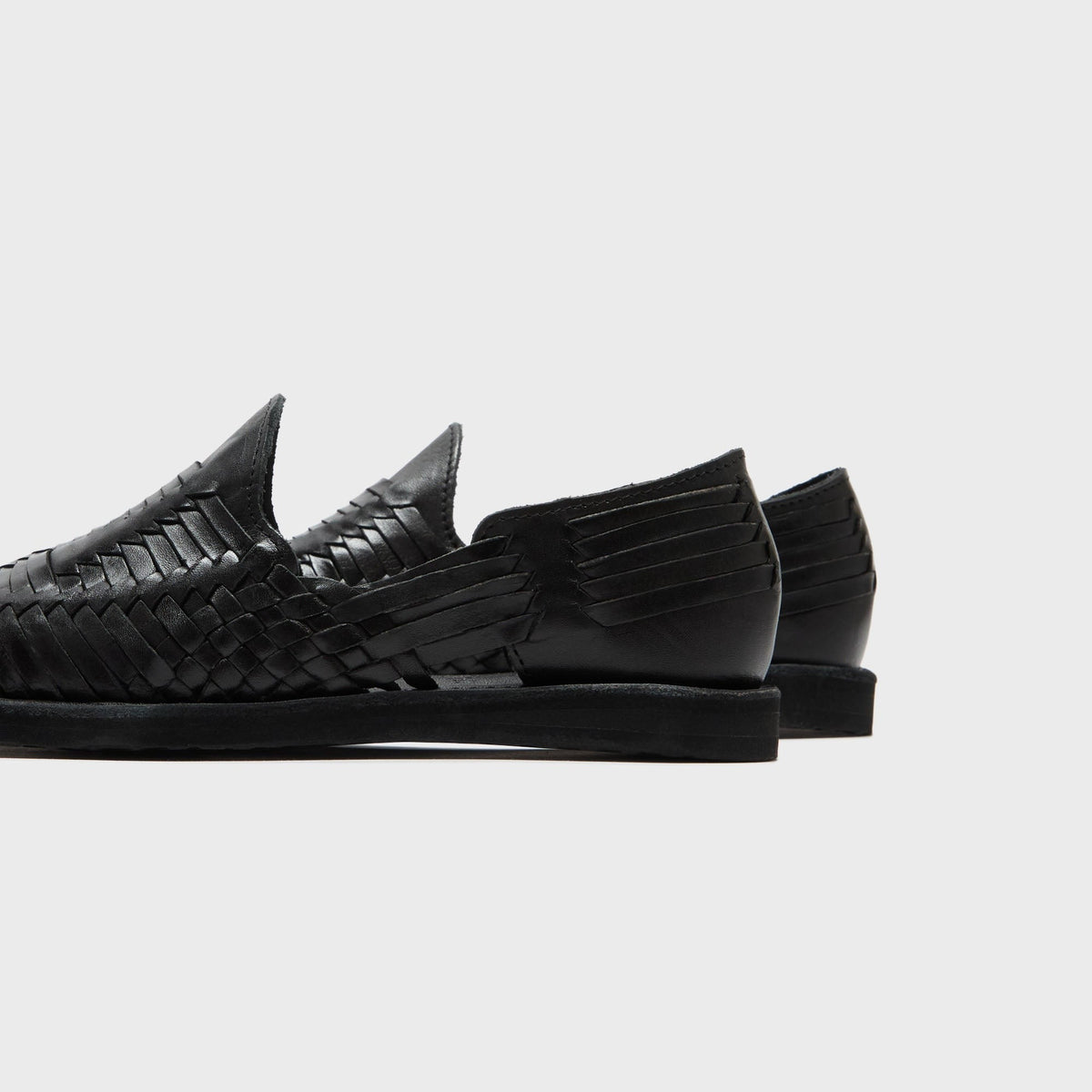 Chamula Cancun Sandal - Black