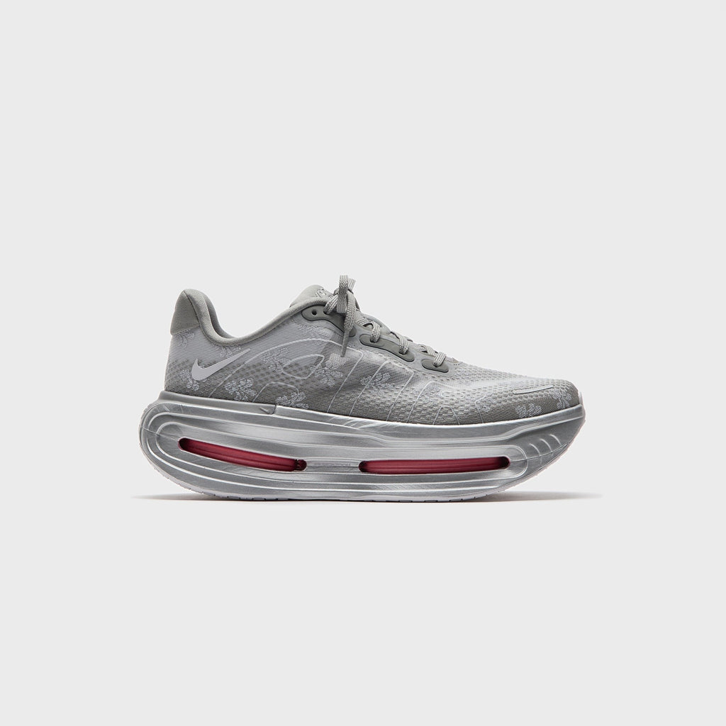 Nike WMNS Vomero Premium - Geyser Grey / Metallic Silver