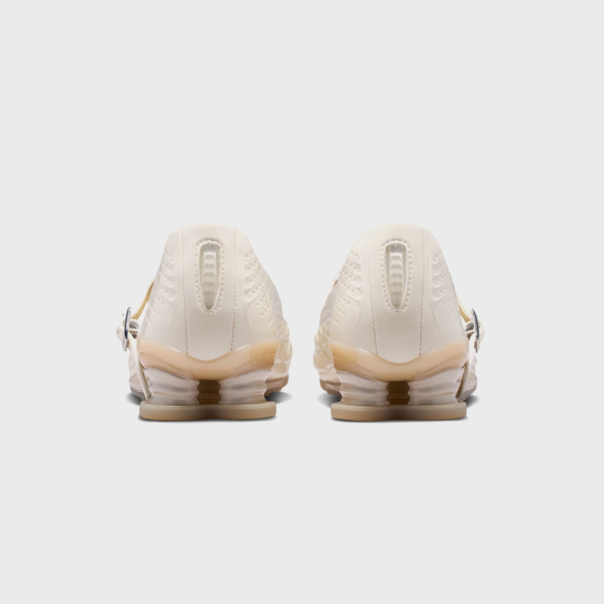 Nike WMNS Shox Z Calistra - Ivory / Pale Ivory / Oatmeal