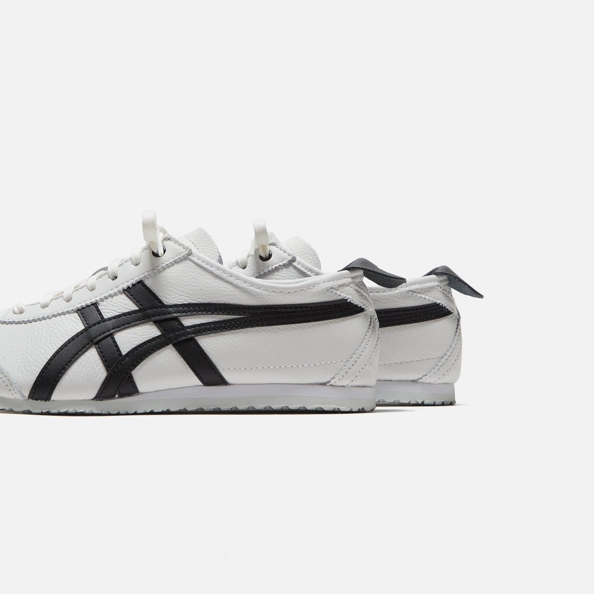 Onitsuka Tiger Mexico 66 - White / Black