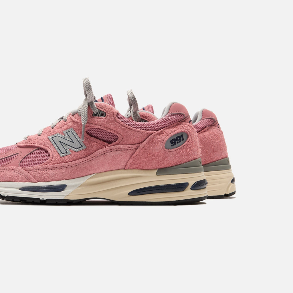 (RTV) New Balance Made in UK 991v2 - Brandied Apricot / Naval Academy / Silver