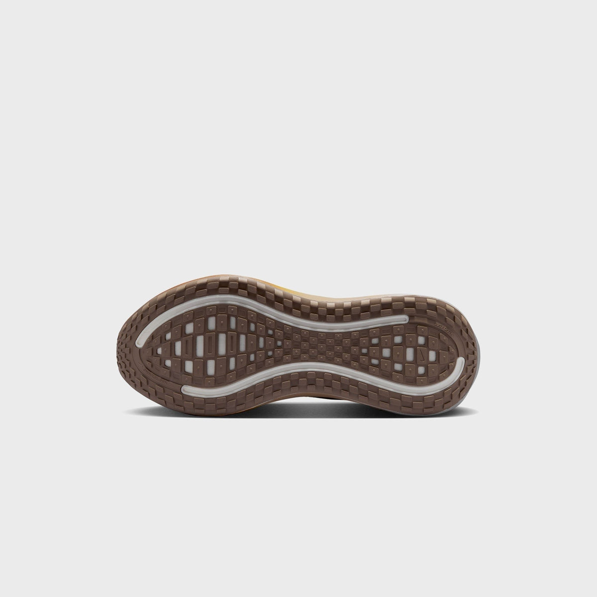 Nike Vomero Plus - Desert Camo / Yukon Brown / Ceramic / College Grey / Smoke Grey