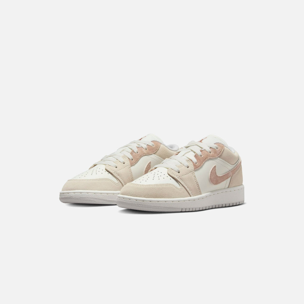 Nike GS Air Jordan 1 Low SE - Legend Light Brown / Archaeo Brown / Sail / Neutral Grey