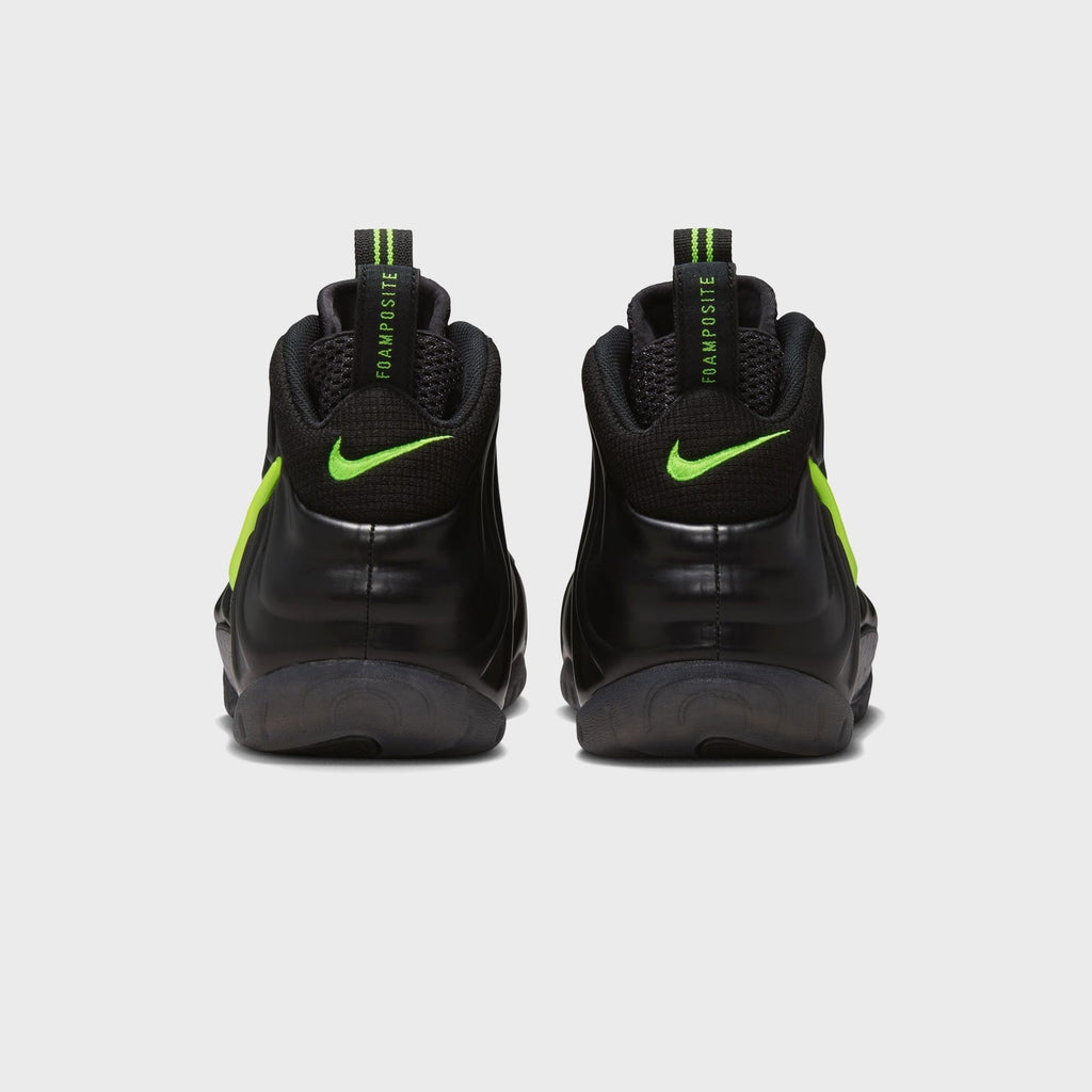 Nike Air Foamposite Pro - Black / Voltage Yellow