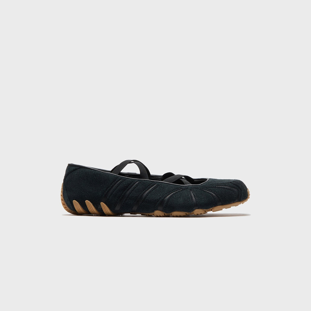 adidas WMNS Ghost Sprint Ballet - Core Black / Gum