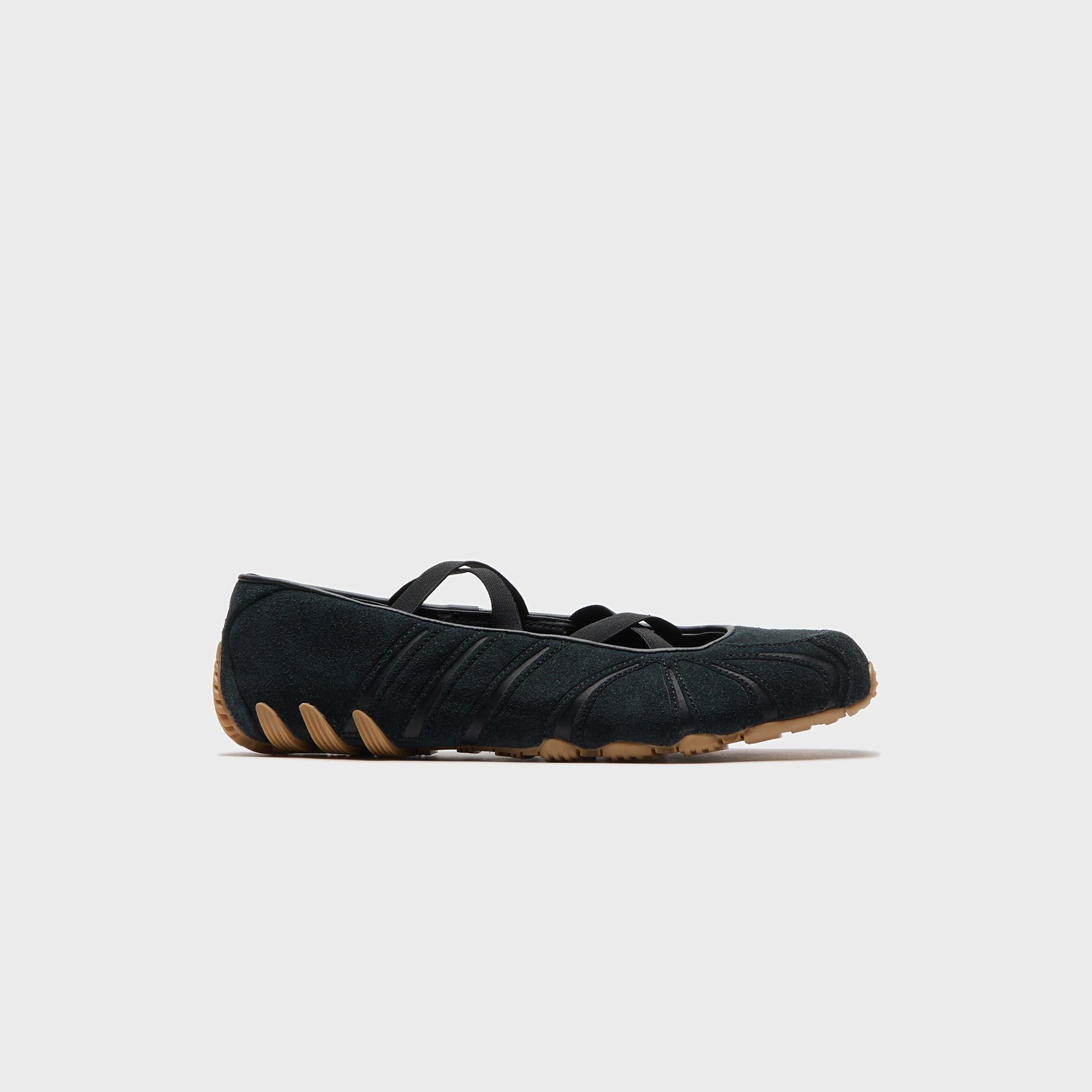 adidas WMNS Ghost Sprint Ballet - Core Black / Gum