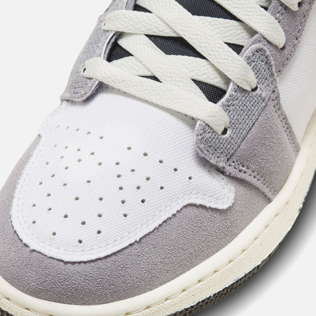 Nike Grade School Air Jordan 1 Mid Se - Cement Grey / Black / White / Tech Grey
