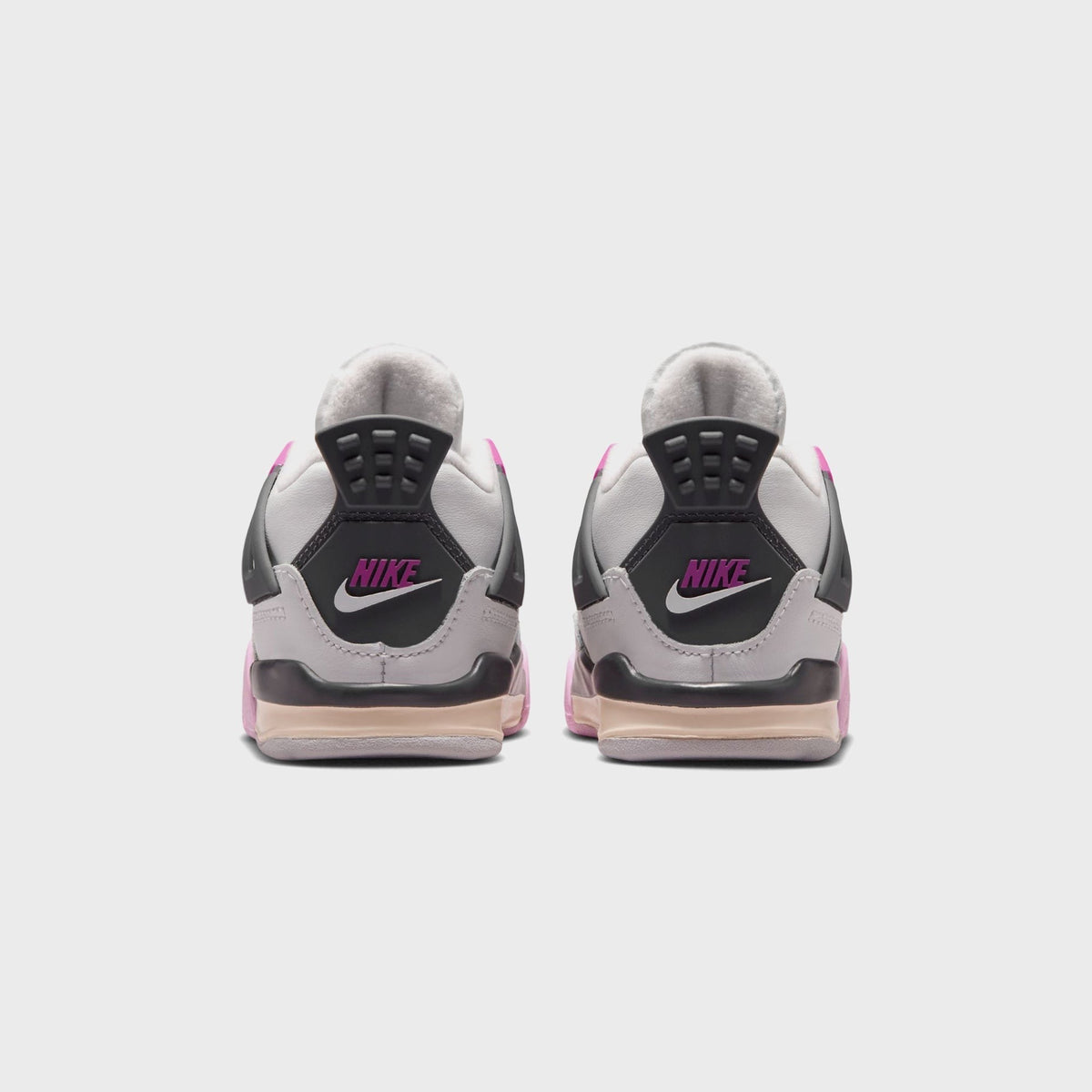 Jordan TD Jordan 4 Retro - Off-White / Anthracite / Fire Pink / Fire Pink