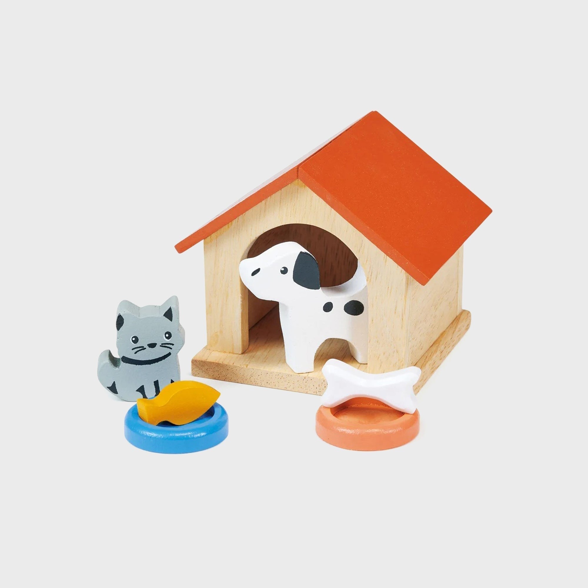 Mentari Wooden Dog & Cat Pet Set