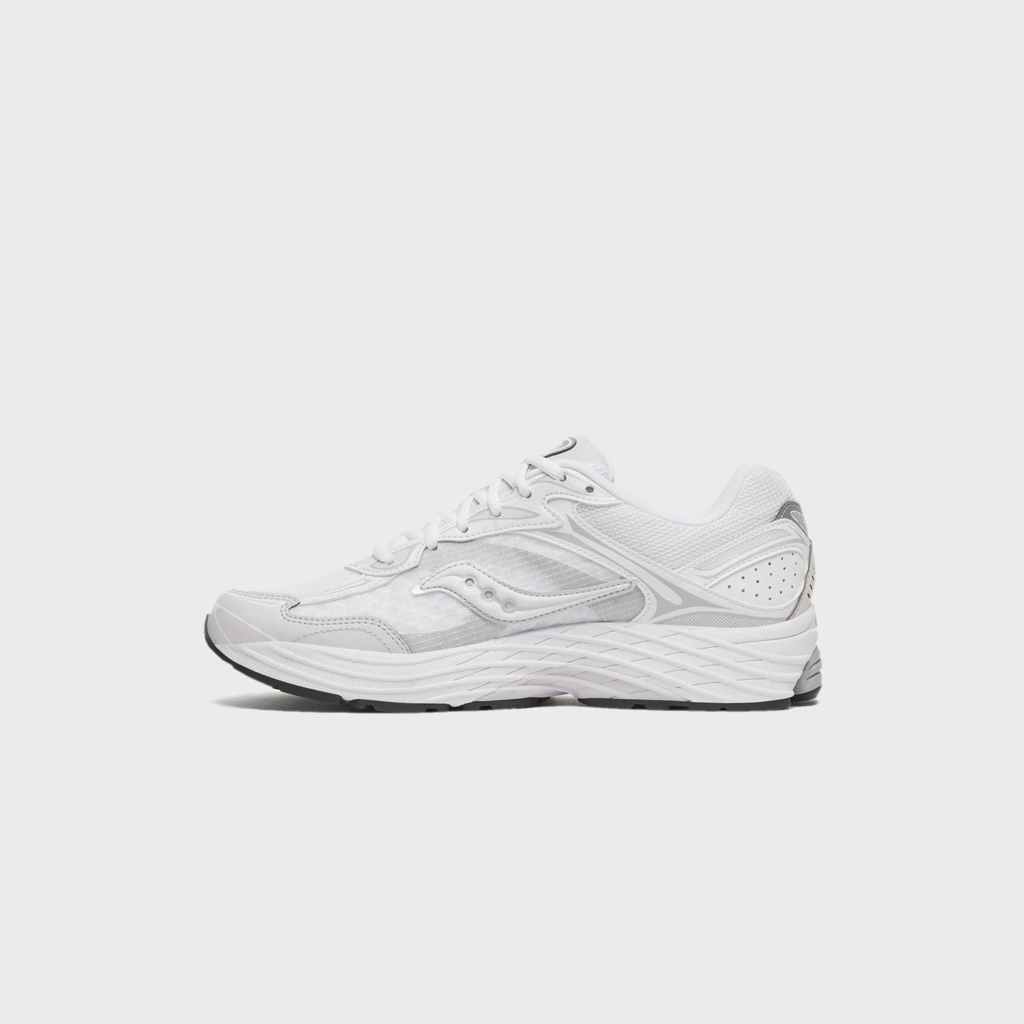 Saucony ProGrid Omni 9 Distract - White / Grey