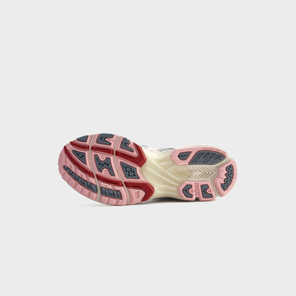 ASICS x VANDYTHEPINK Gel-Nimbus 10.1 - Strawberry Cream / Strawberry Cream
