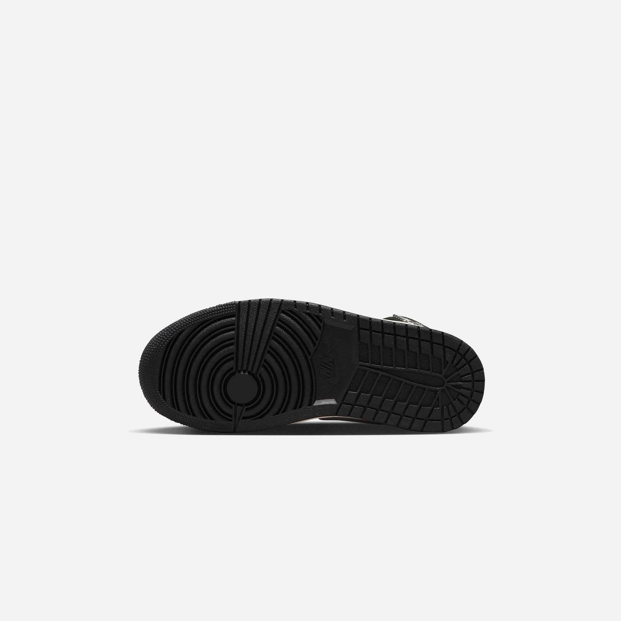 Nike WMNS Air Jordan 1 Mid SE - Black / Metallic Silver / Light Smoke