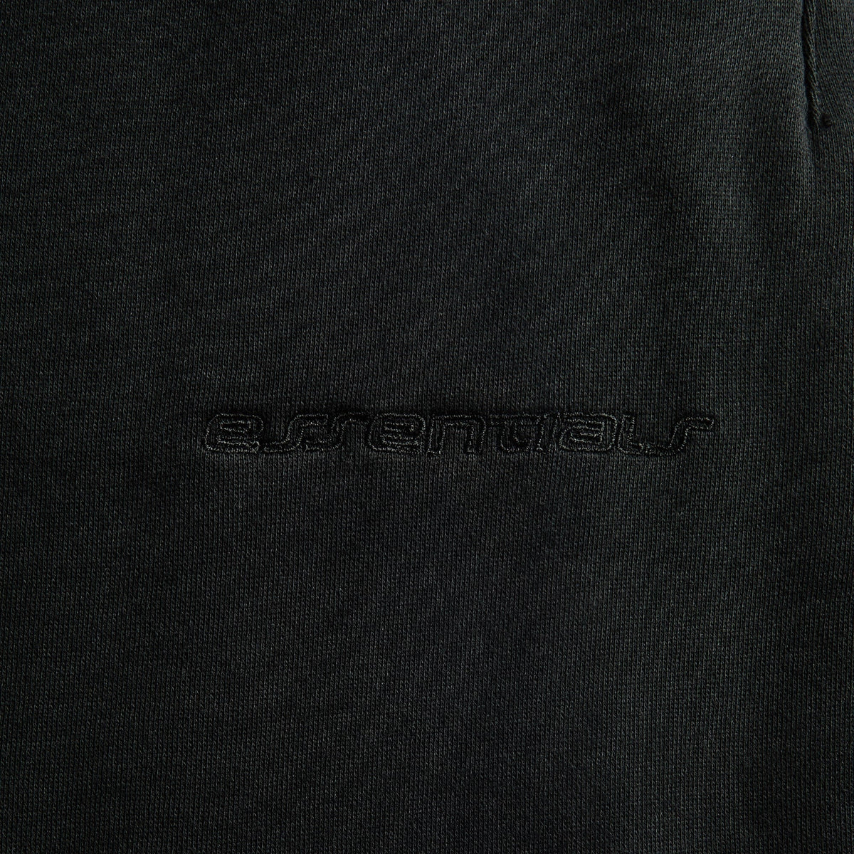 Essentials Active Trace Relaxed Short - Vintage Black