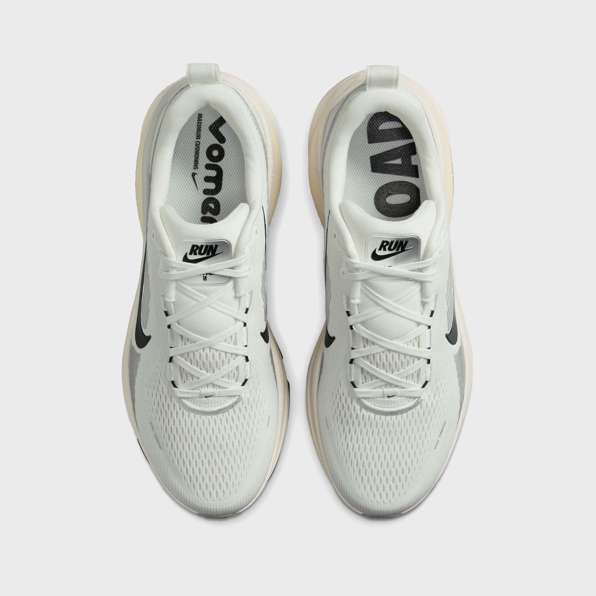 Nike Vomero 18 - Summit White / Black / Coconut Milk