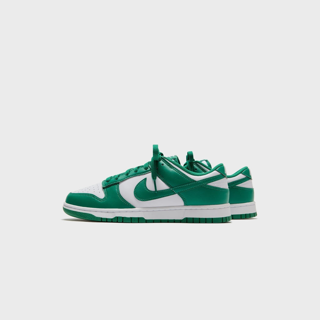 Nike Dunk Low Retro - White / Malachite