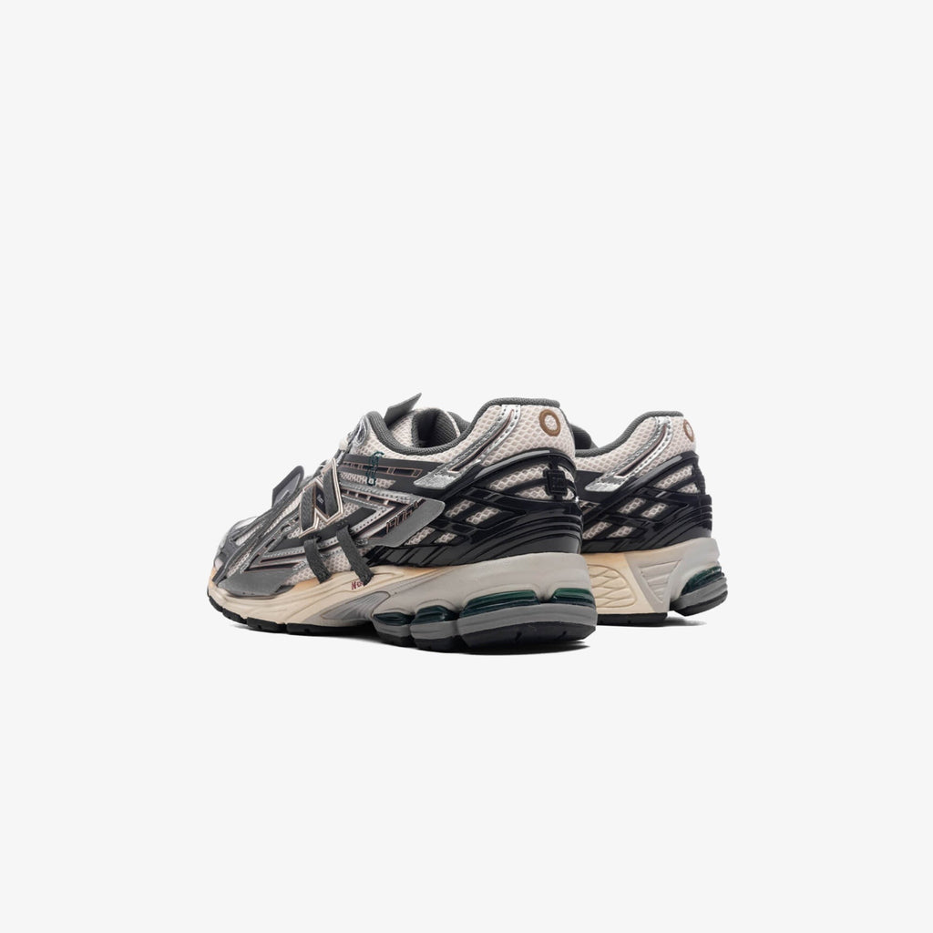 New Balance 1906A - Silver Metallic / Castlerock / Gold Metallic