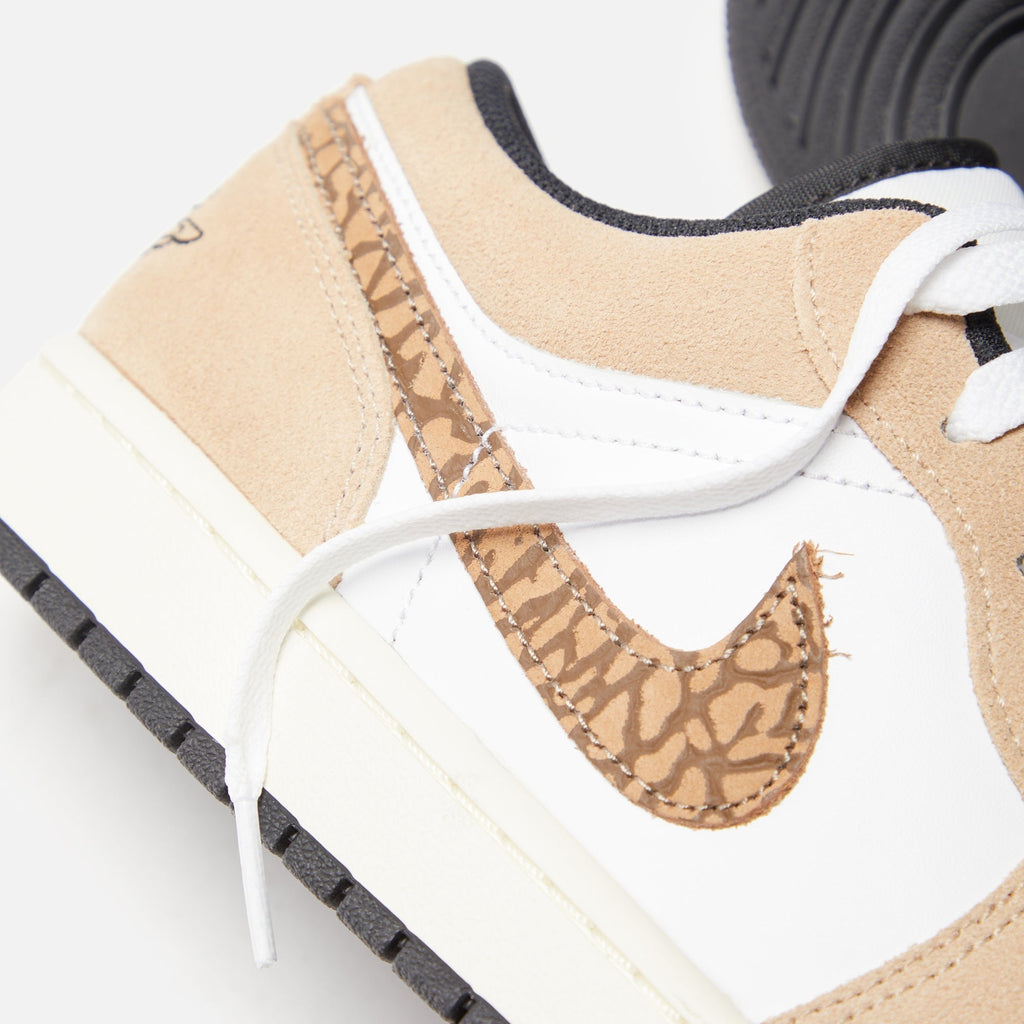 Nike Air Jordan 1 Low SE - Hemp / Metallic Gold / White / Light British Tan
